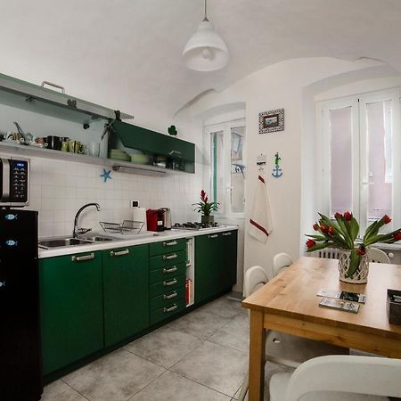 Ferienwohnung La Magnolia, Caressa De Mae Bordighera Exterior foto